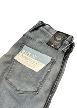 Replay - Washed Hyperflex Denim Shorts - 200330 - Light Wash A05